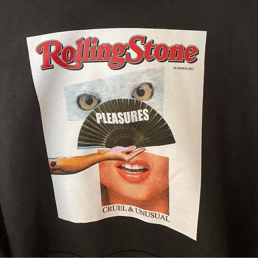 PLEASURES Rolling Stone sweatshirt men’s hoodie black streetwear graphic NWOT L - Picture 10 of 10
